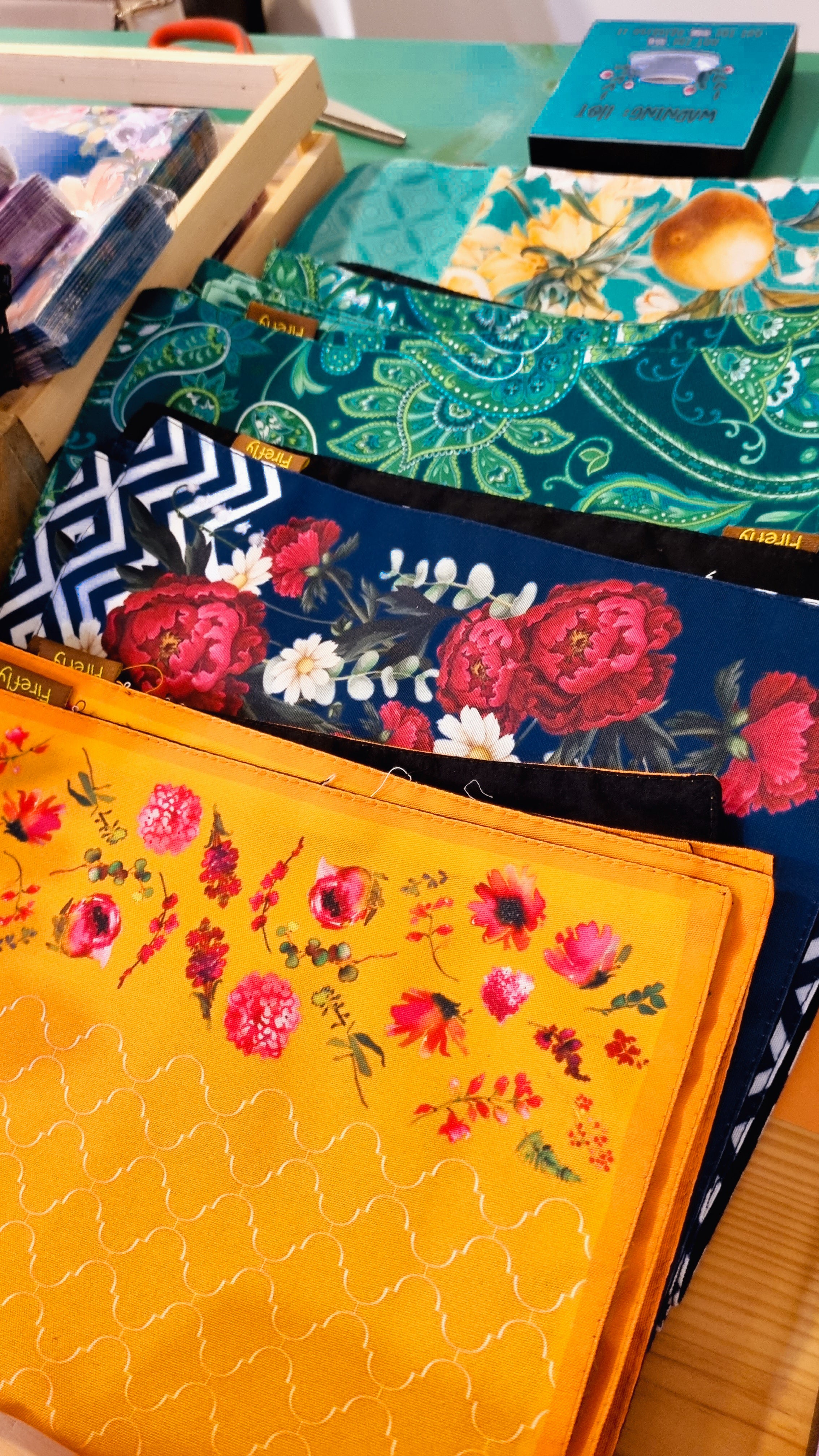 Table Linens – Firefly