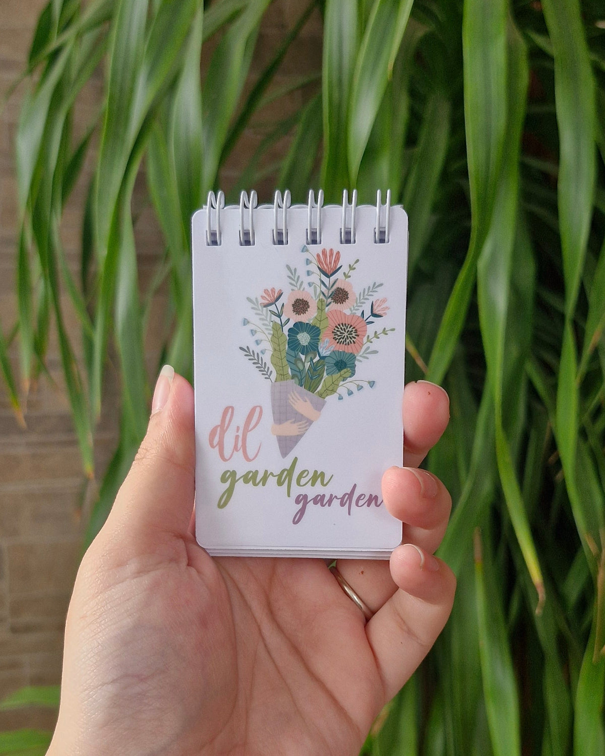 Dil Garden Garden Pocket Notepad – Firefly