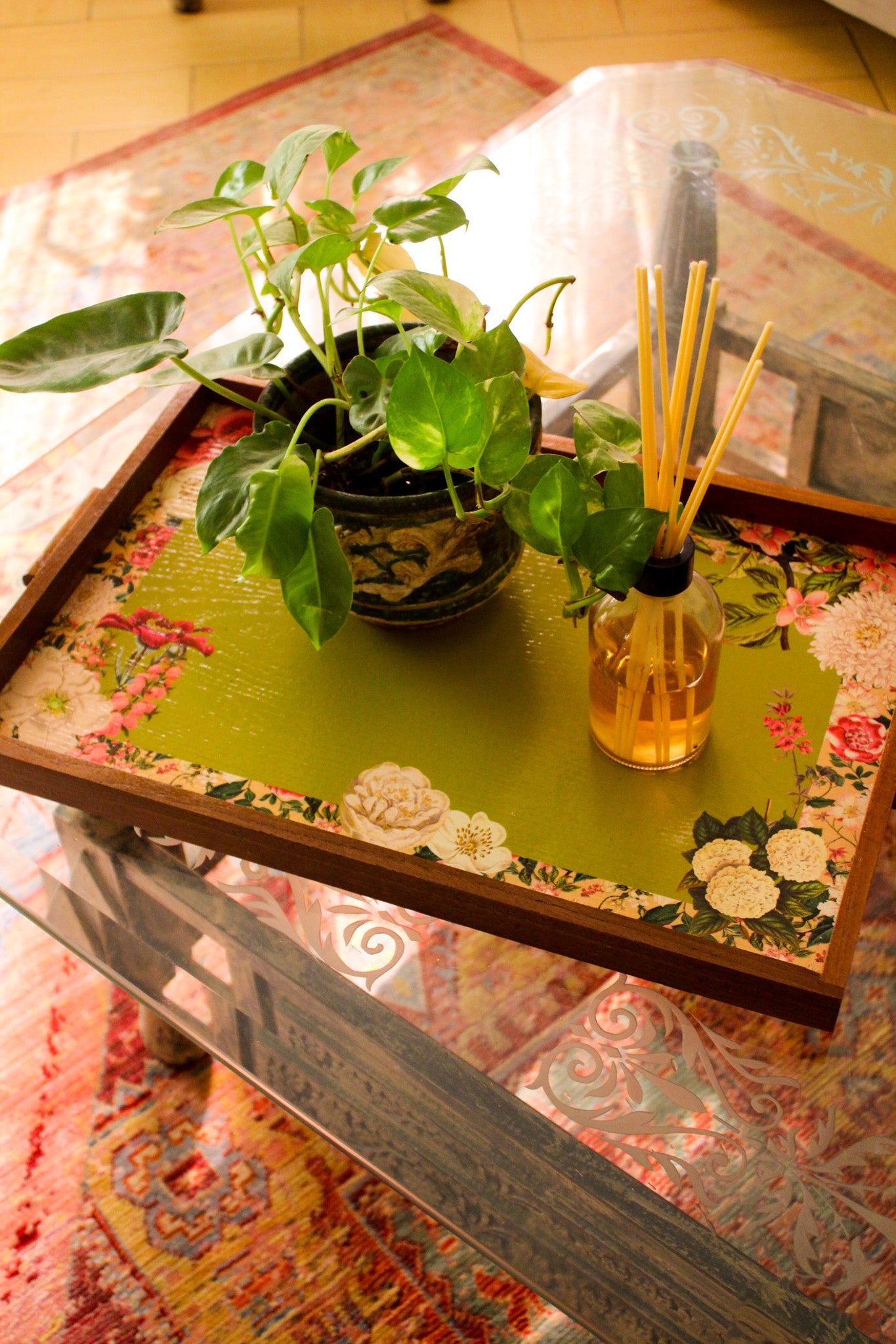Khuld Tray