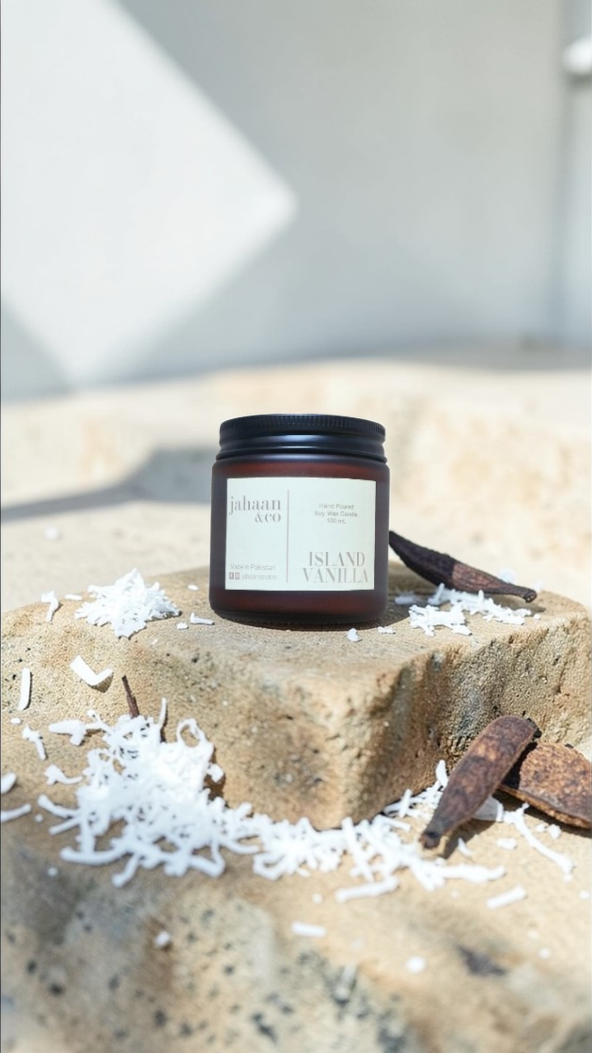 Island Vanilla Premium Candle