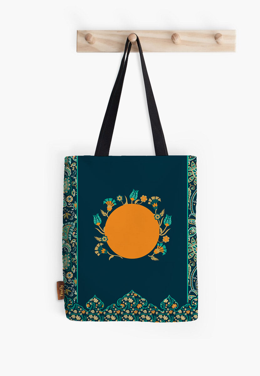 Ayesha Tote