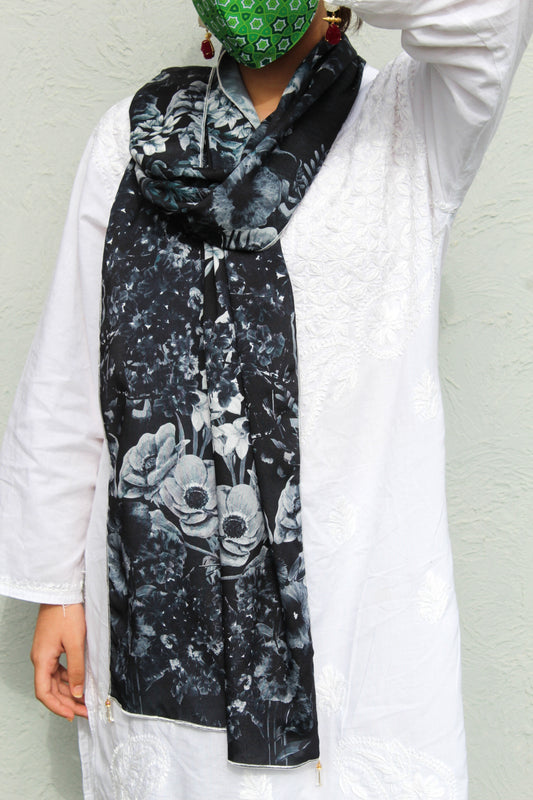 Esra Scarf